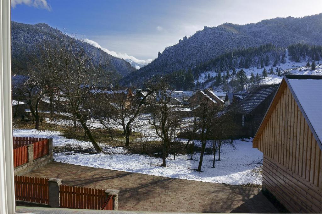 Penzion A Drevenica Pri Hati Terchova Bagian luar foto